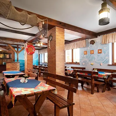 Dom Wypoczynkowy Arka Bed & Breakfast Jastrzębia Góra