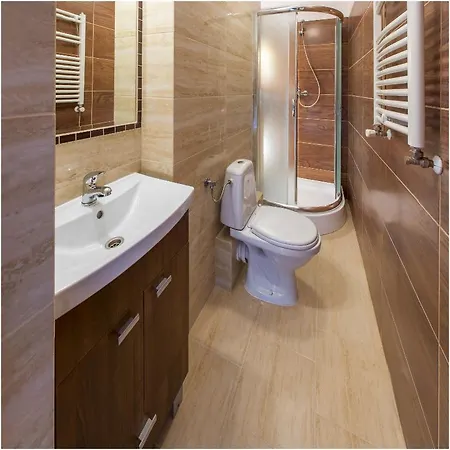 Dom Wypoczynkowy Arka Bed & Breakfast *