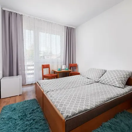 Bed & Breakfast Dom Wypoczynkowy Arka 3*